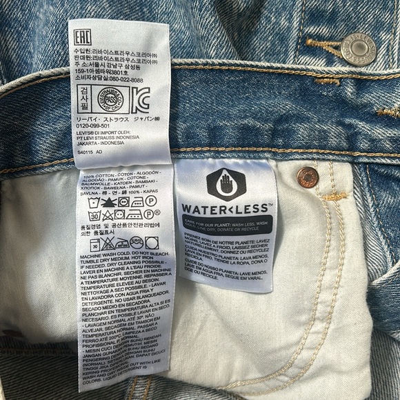 Levi’s denim skirt - Picture 7 of 7